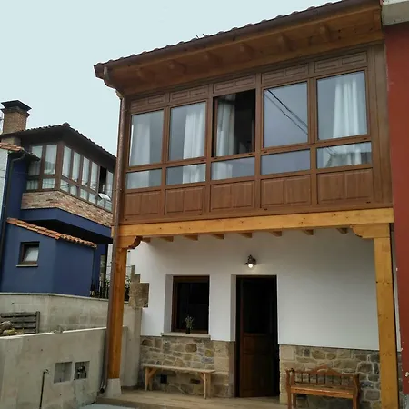 Aldea De Ribadesella * Sardalla